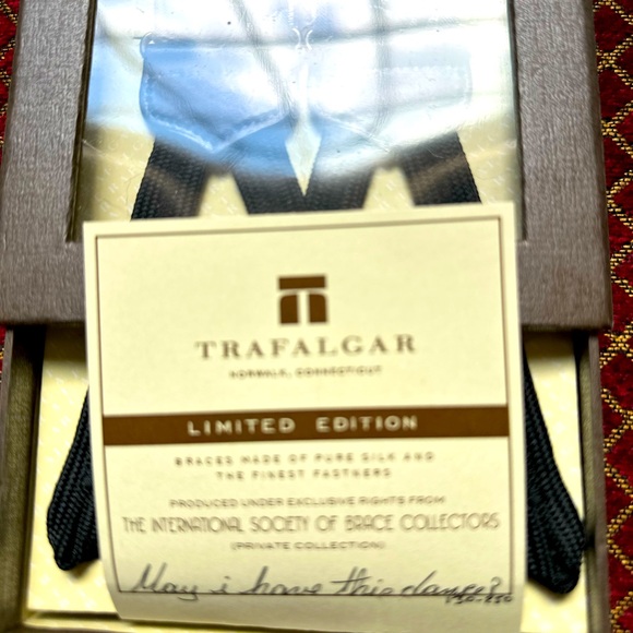TRAFALGAR Limited Edition "May I Have This Dance” 100% Silk NWT Braces 130-250 - Picture 3 of 4
